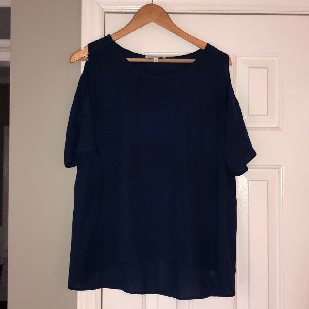 Navy Chaus High Low Blouse With Side Arm Peekaboo
